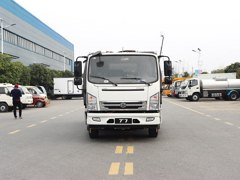 5方比亞迪T7BE純電動(dòng)護(hù)欄清洗車CL5120GQXBEV